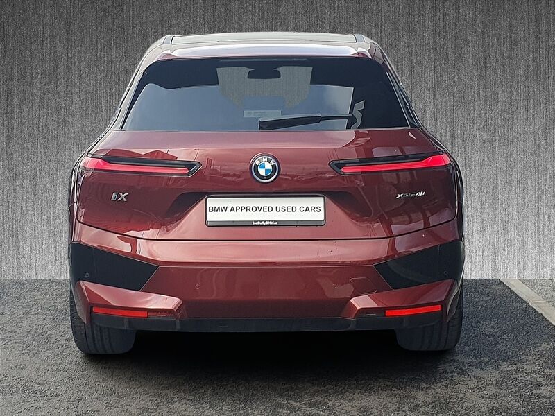 More views of BMW iX