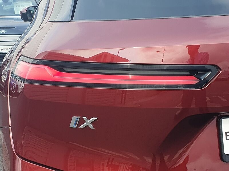 More views of BMW iX