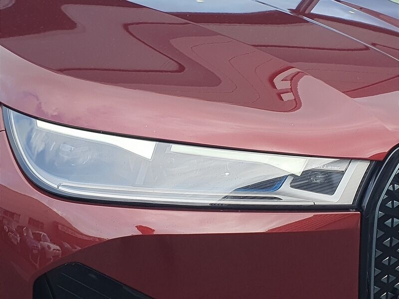 More views of BMW iX