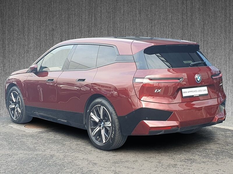 More views of BMW iX