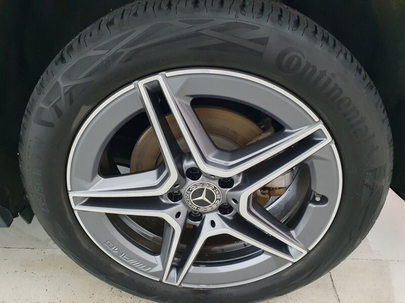 More views of Mercedes-Benz GLA