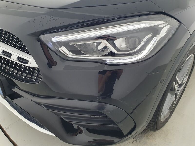 More views of Mercedes-Benz GLA