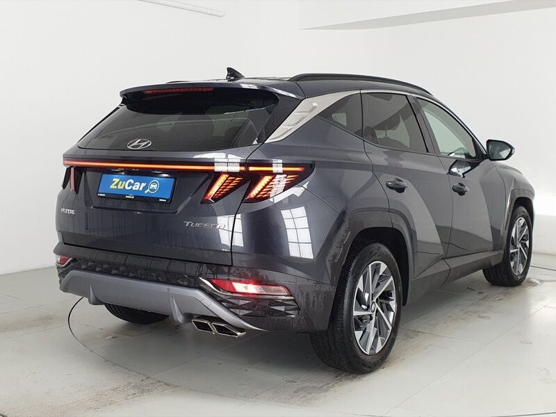 More views of Hyundai Tucson