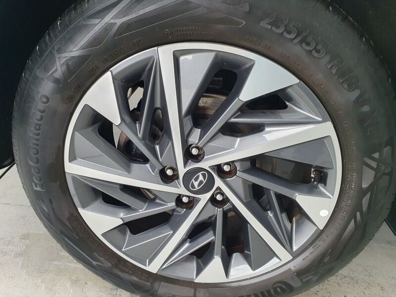 More views of Hyundai Tucson