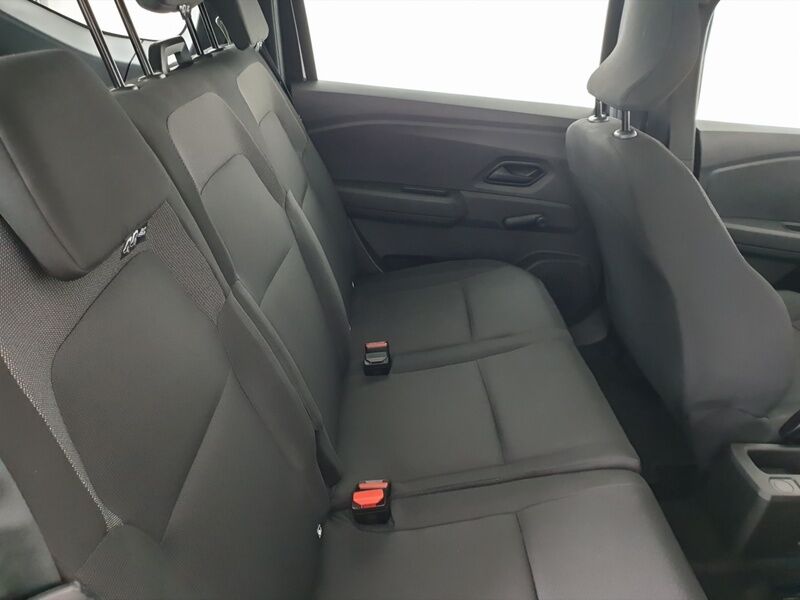 More views of Dacia Jogger
