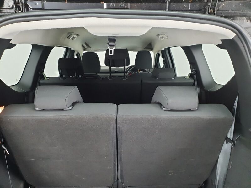 More views of Dacia Jogger