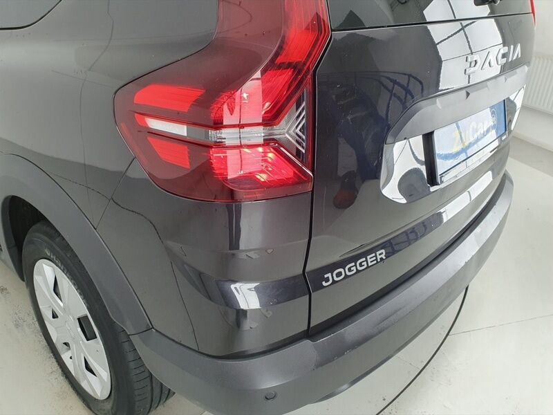More views of Dacia Jogger