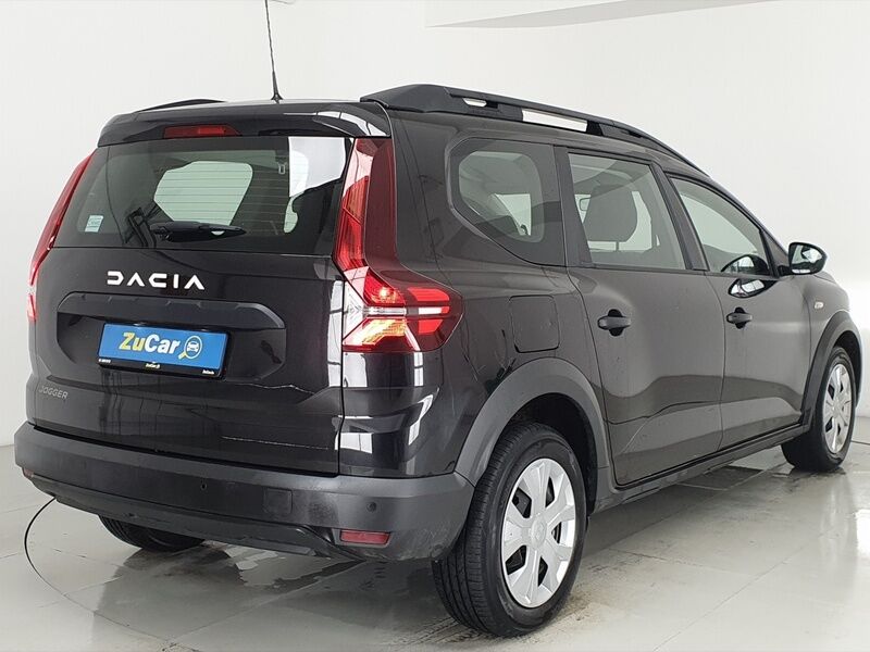 More views of Dacia Jogger
