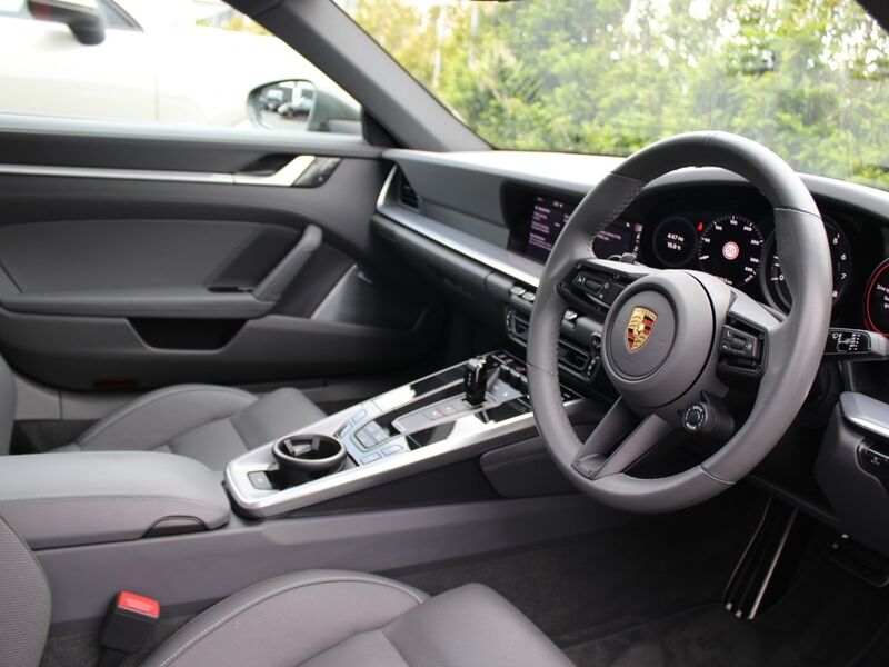More views of Porsche 911