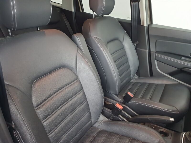 More views of Dacia Duster