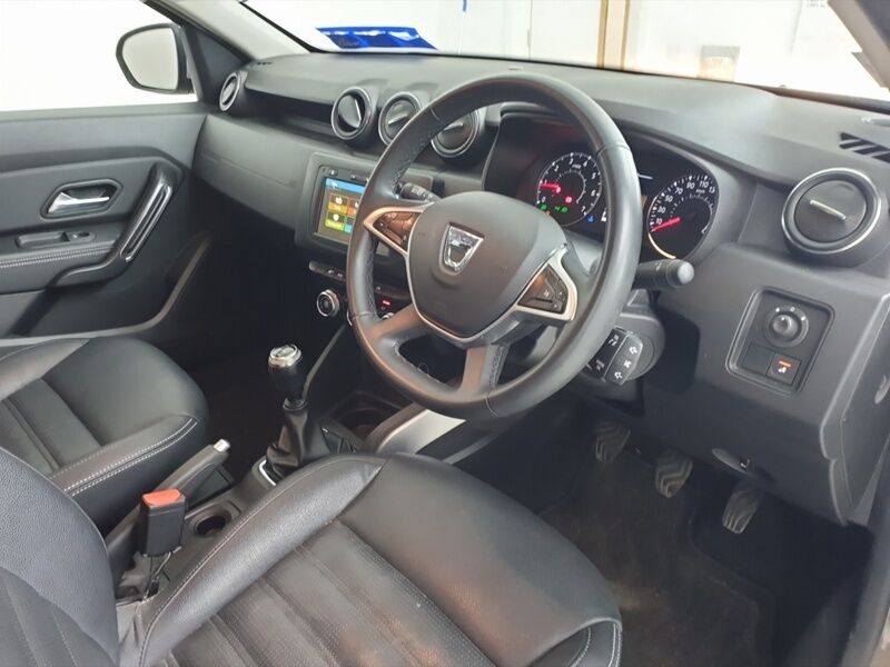 More views of Dacia Duster