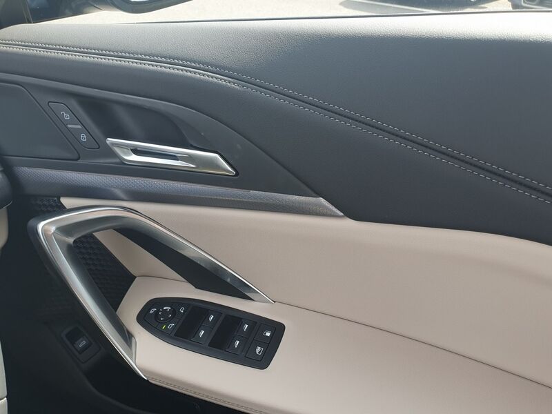 More views of BMW X1