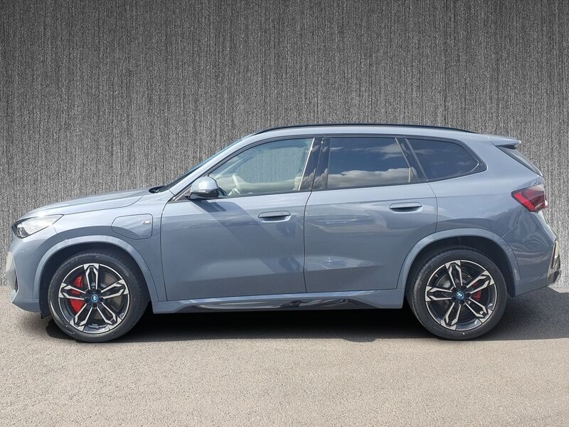 More views of BMW X1