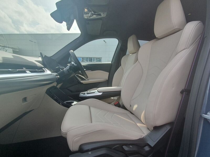More views of BMW X1