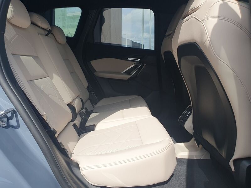 More views of BMW X1
