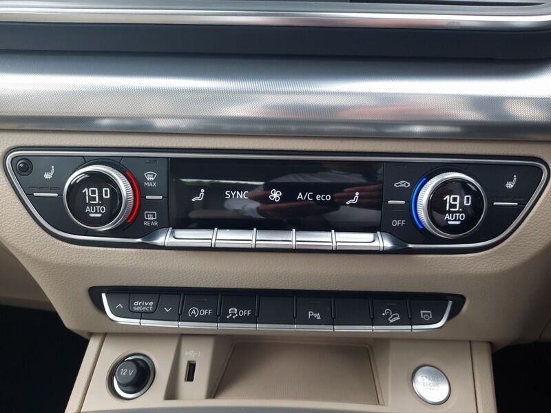 More views of Audi Q5