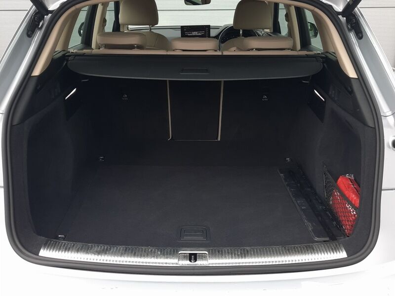 More views of Audi Q5