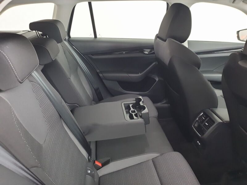More views of Skoda Octavia