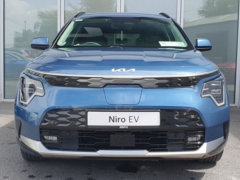 More views of Kia Niro