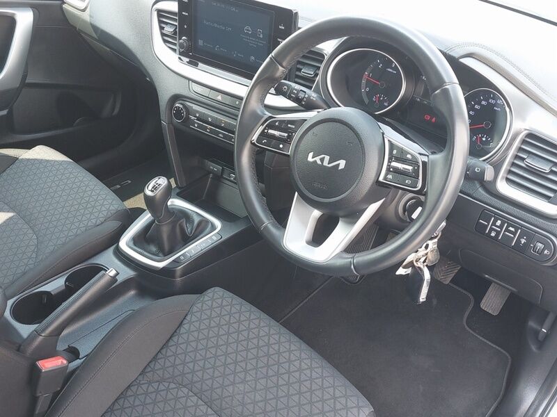 More views of Kia Ceed