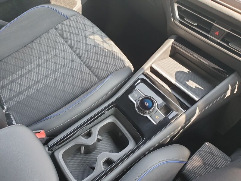 More views of Volkswagen Tiguan