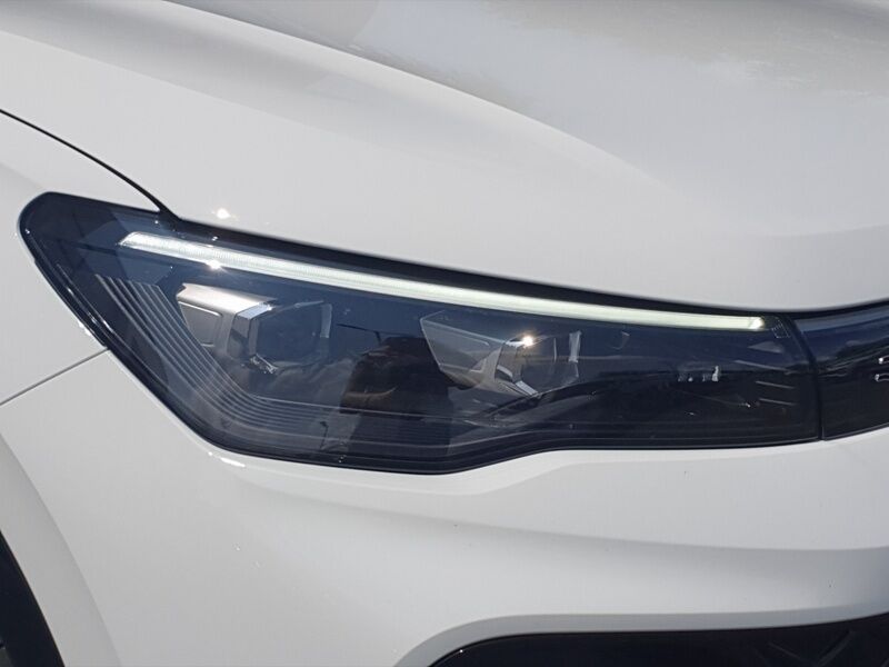 More views of Volkswagen Tiguan