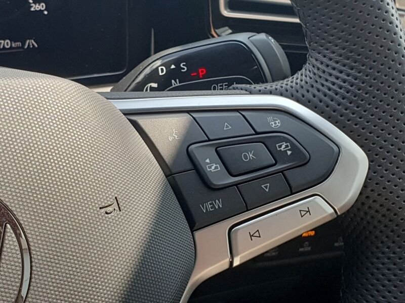 More views of Volkswagen Tiguan