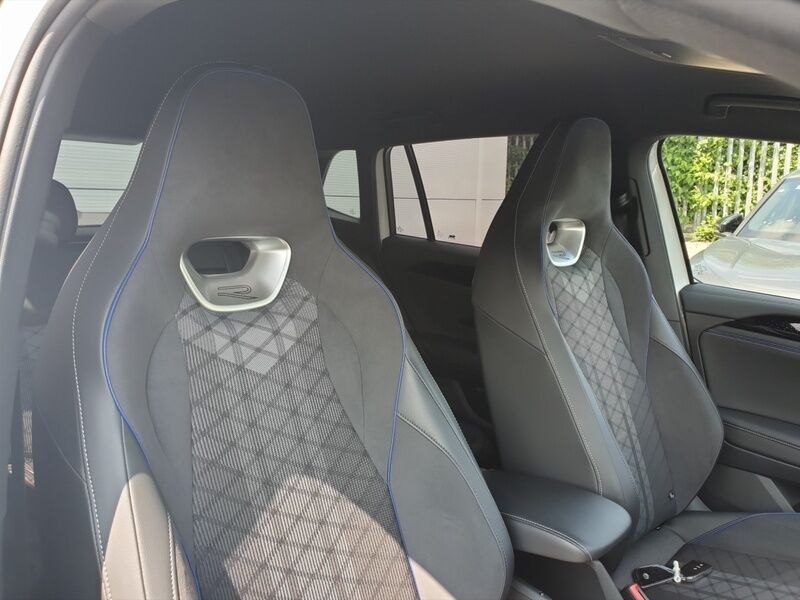More views of Volkswagen Tiguan