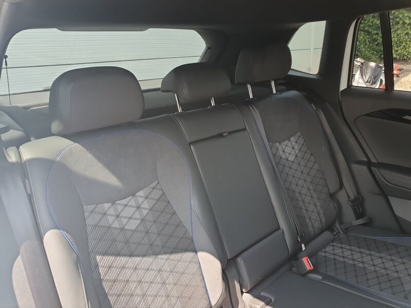 More views of Volkswagen Tiguan