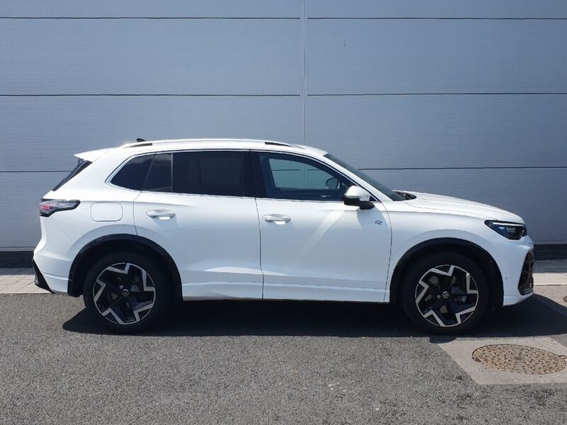 More views of Volkswagen Tiguan