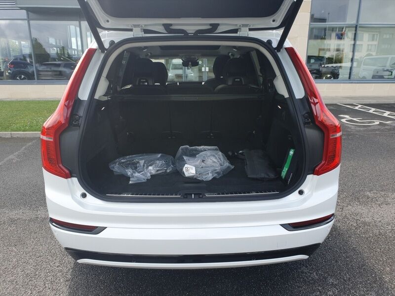 More views of Volvo XC90