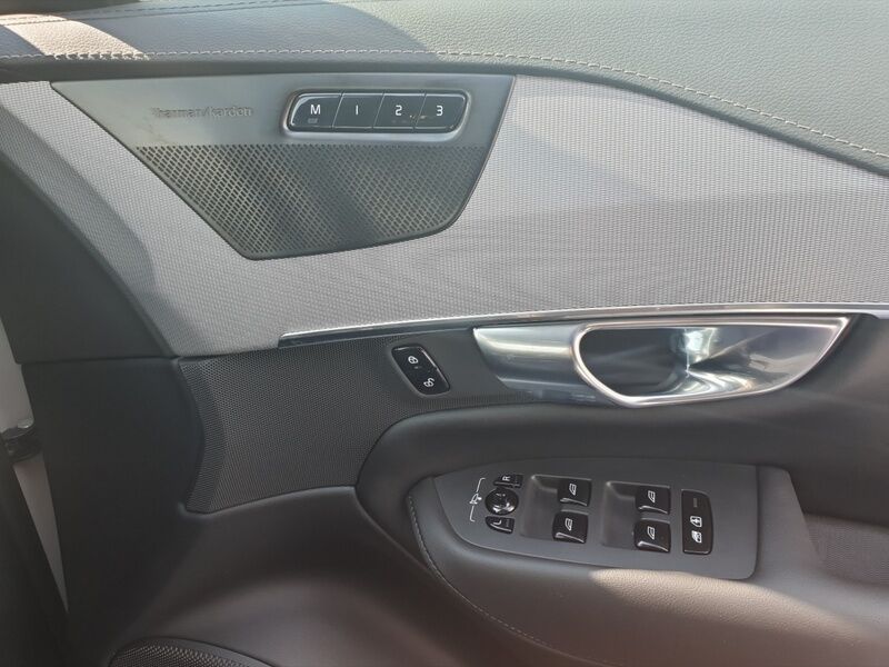 More views of Volvo XC90