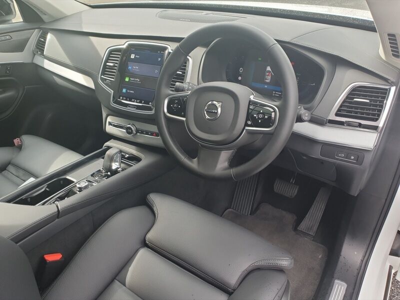 More views of Volvo XC90