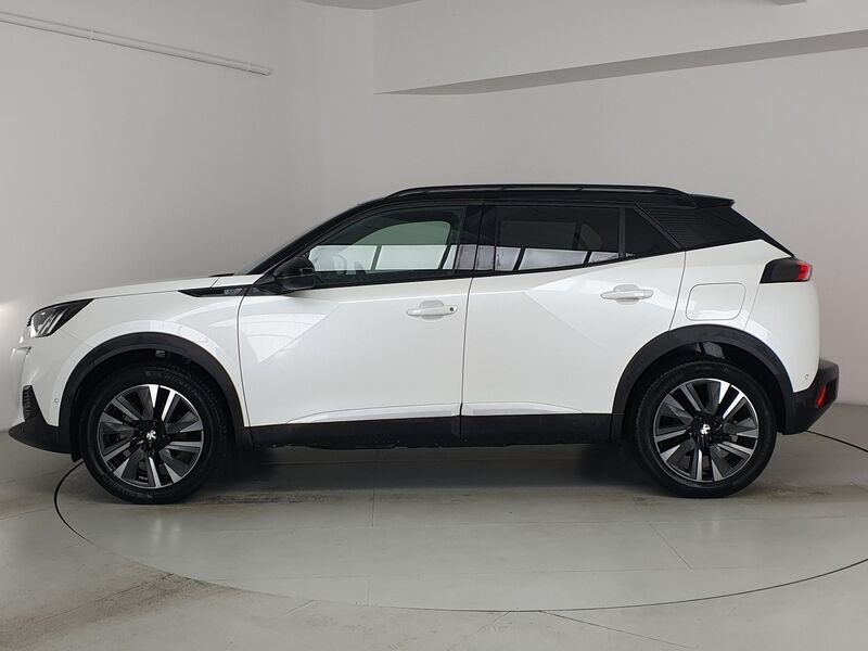 More views of Peugeot 2008