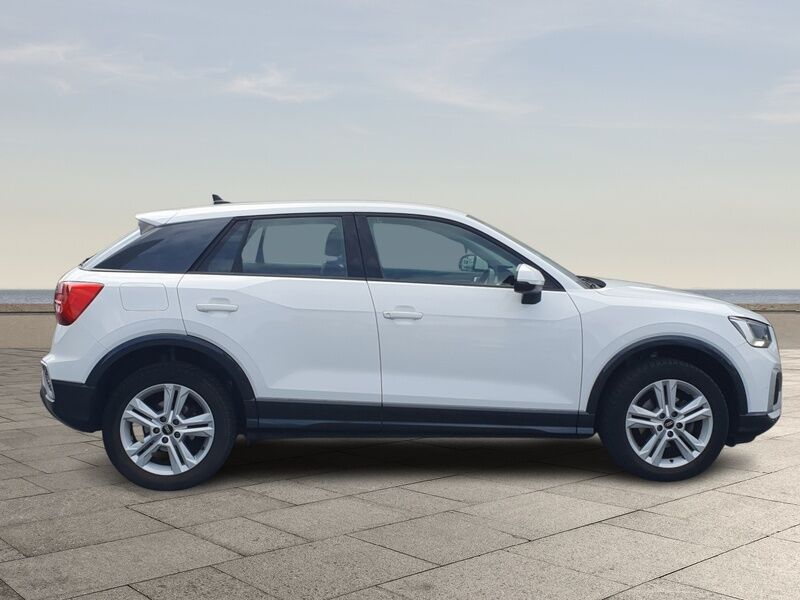 More views of Audi Q2
