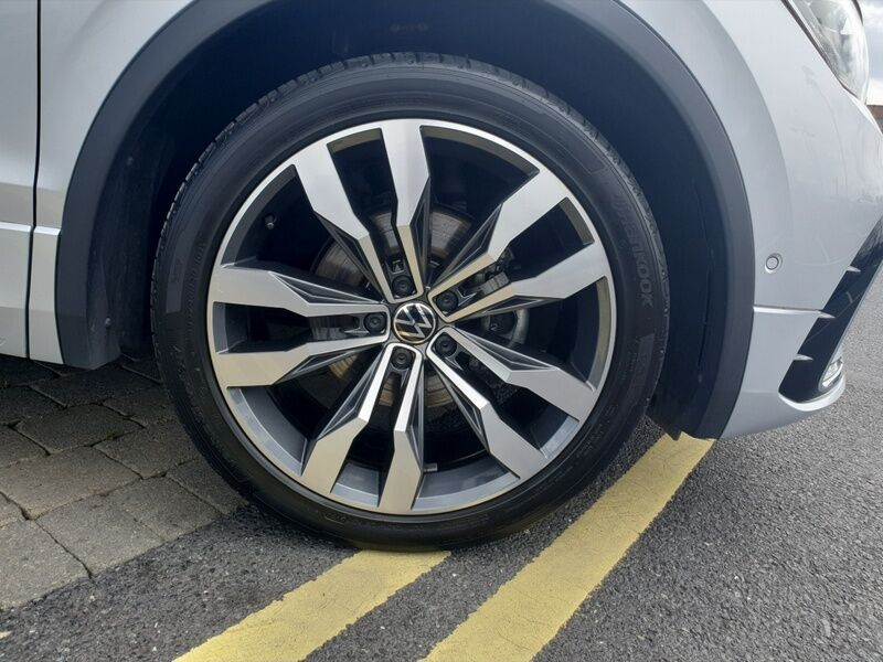 More views of Volkswagen Tiguan