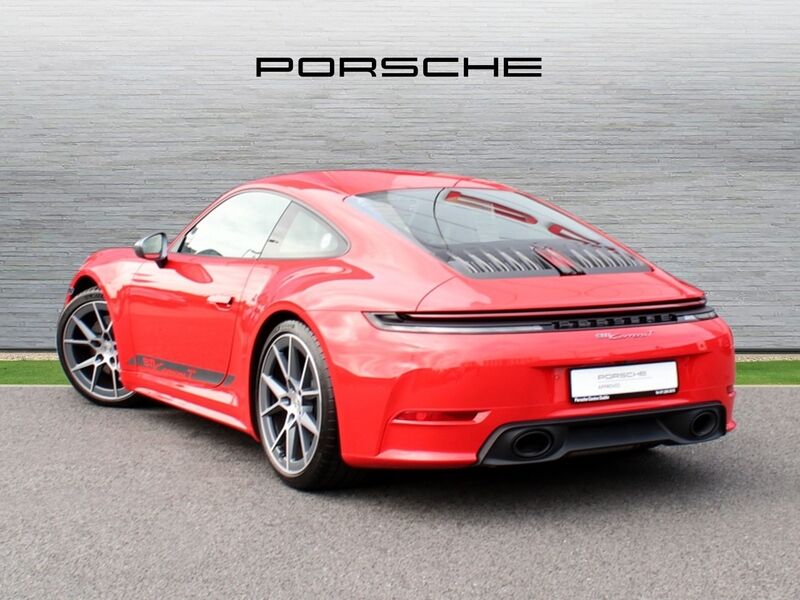 More views of Porsche 911