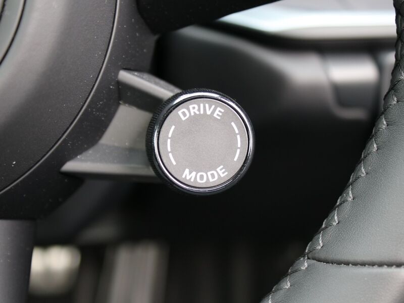 More views of Porsche 911