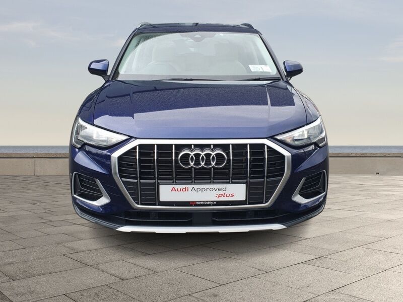 More views of Audi Q3