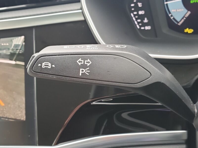 More views of Audi Q3