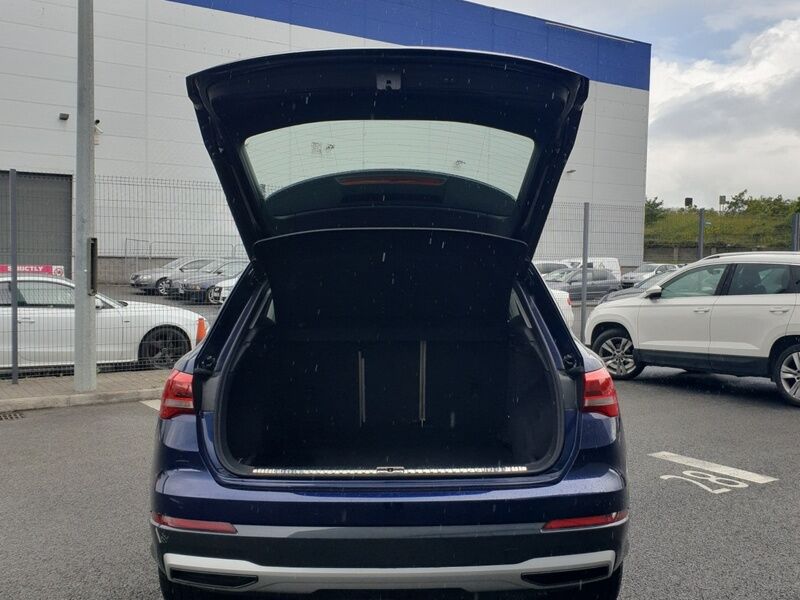 More views of Audi Q3