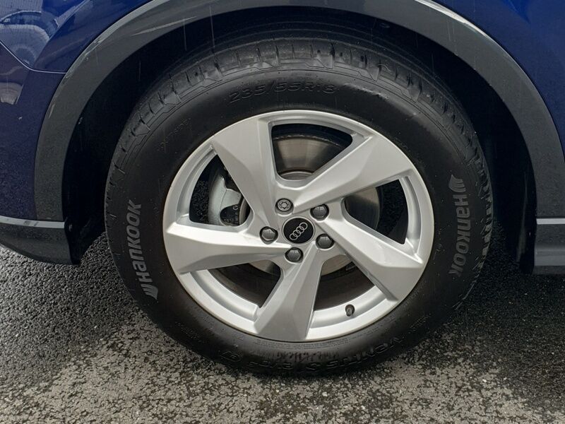 More views of Audi Q3