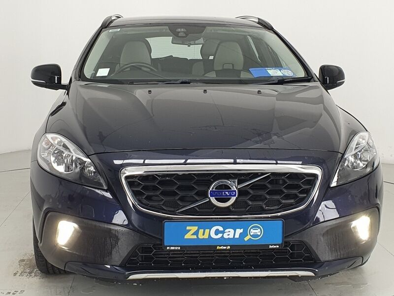More views of Volvo V40