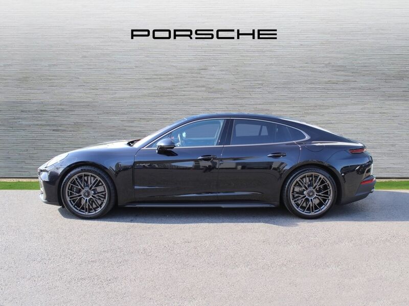 More views of Porsche Panamera