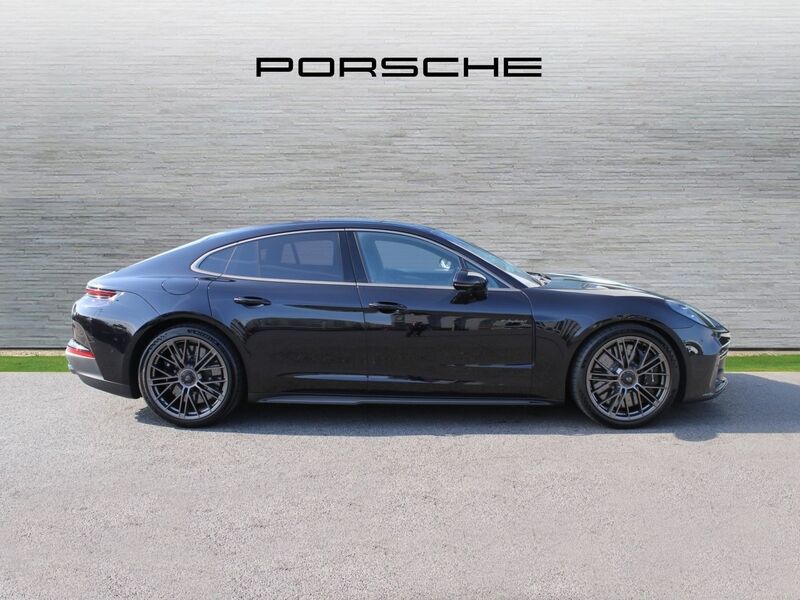 More views of Porsche Panamera