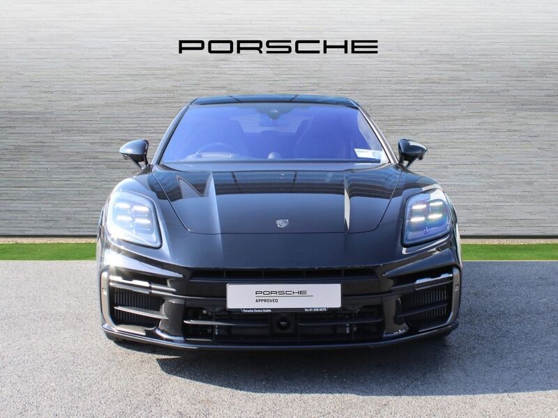 More views of Porsche Panamera