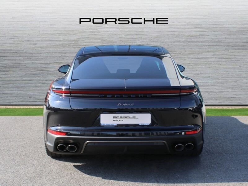 More views of Porsche Panamera