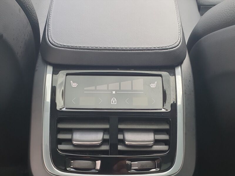 More views of Volvo XC90