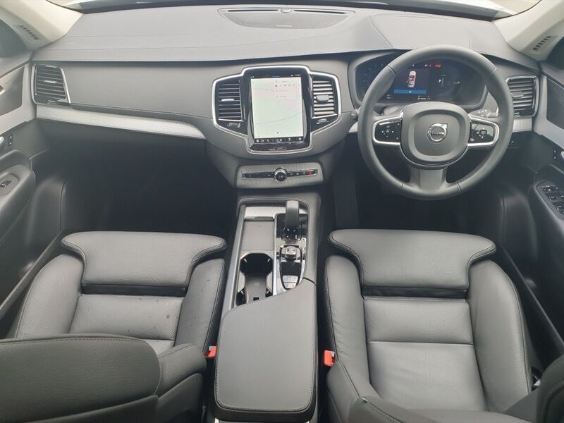 More views of Volvo XC90