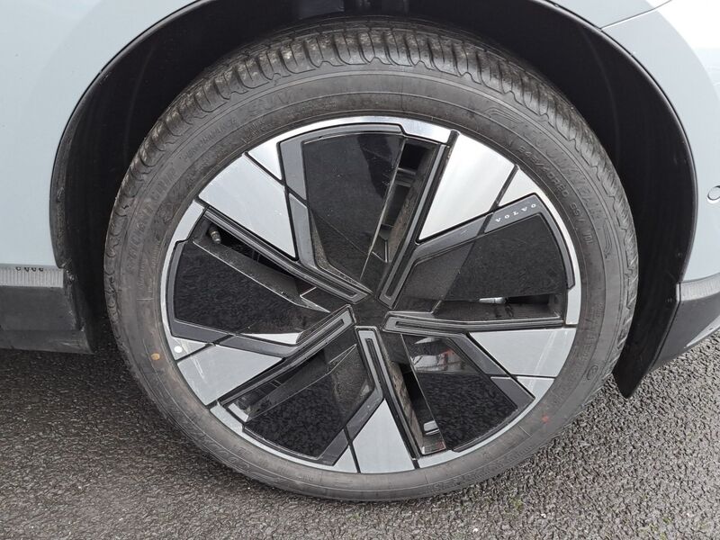 More views of Volvo EX30